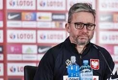 Наставник сборной Польши отправлен в отставку
