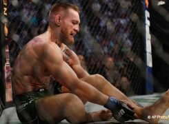 Конор Макгрегор проиграл Дастину Порье, получив перелом ноги